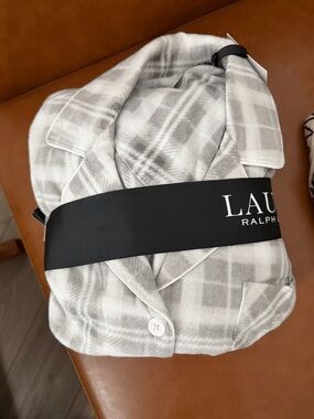 Lauren Ralph Lauren Gray & White Plaid Flannel Pajama Set